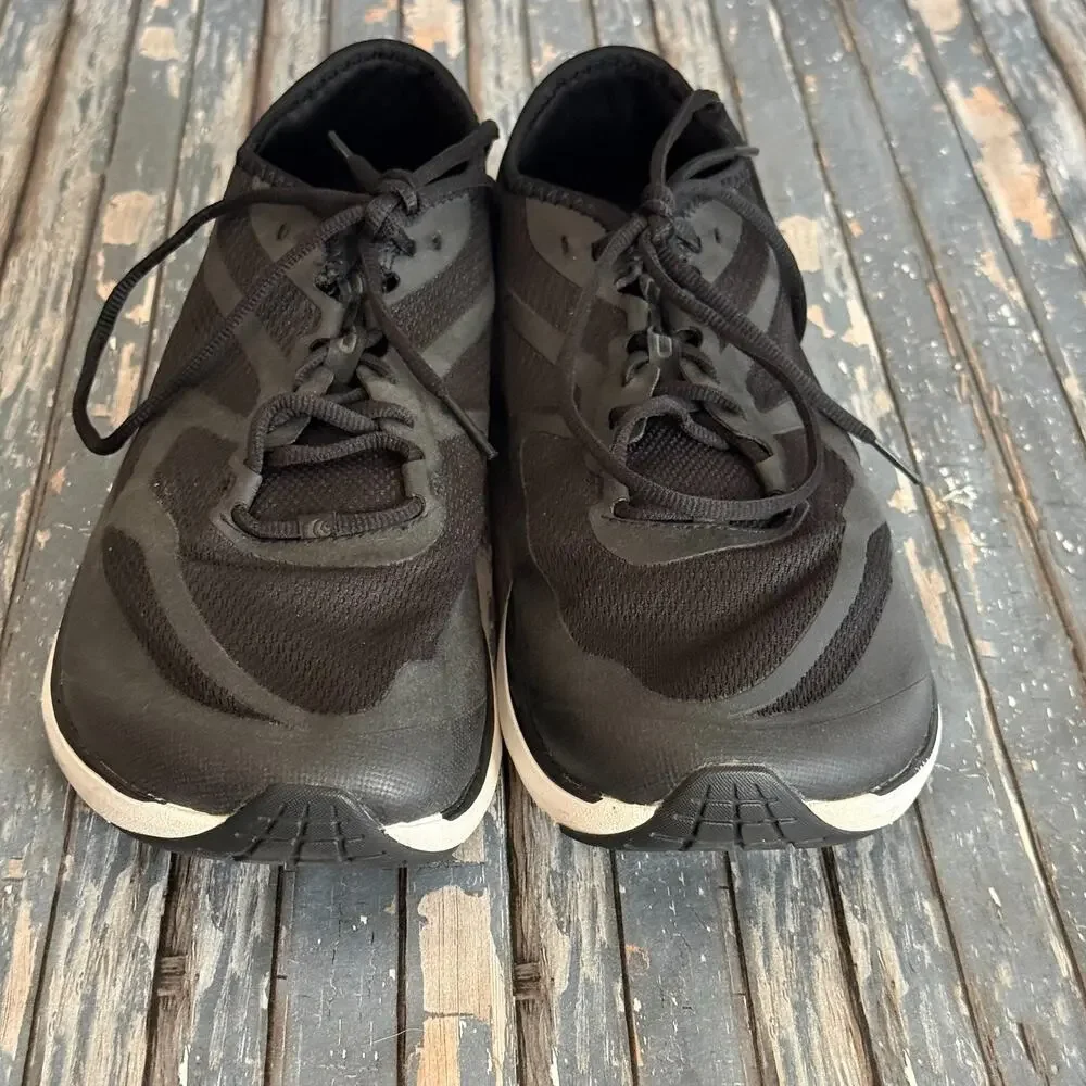 Topo Athletic ST-4 Running Shoes Mens 10.5 Black Cushioned Minimalist Zero Drop
